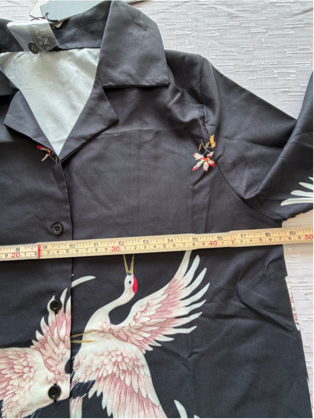 NWT Lai Meng Five Cats Crane Print Black Blouse Size S - Picture 6 of 10